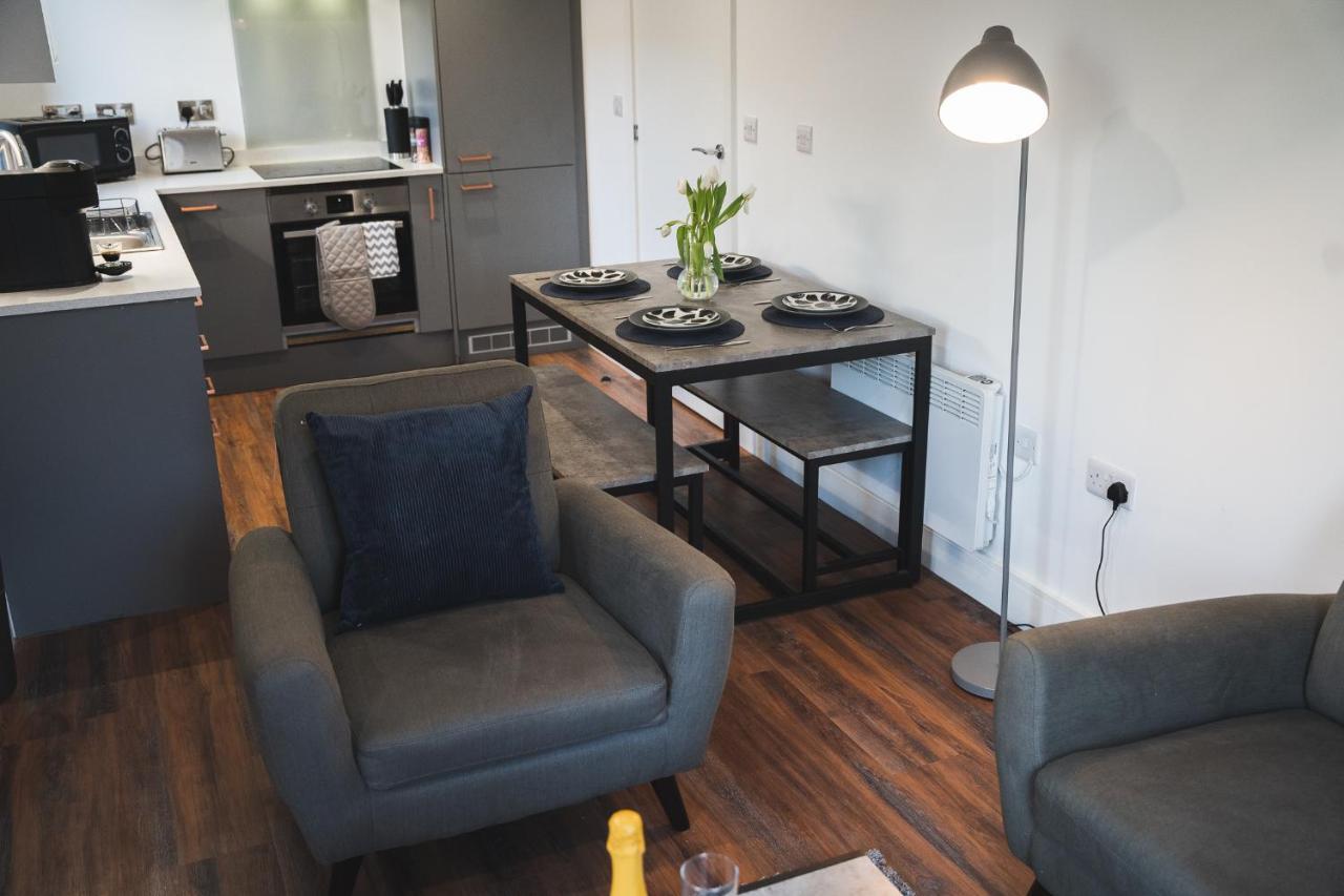 Modern 2-Beds - City Centre - Free Wi-Fi - New - Sheffield Bagian luar foto