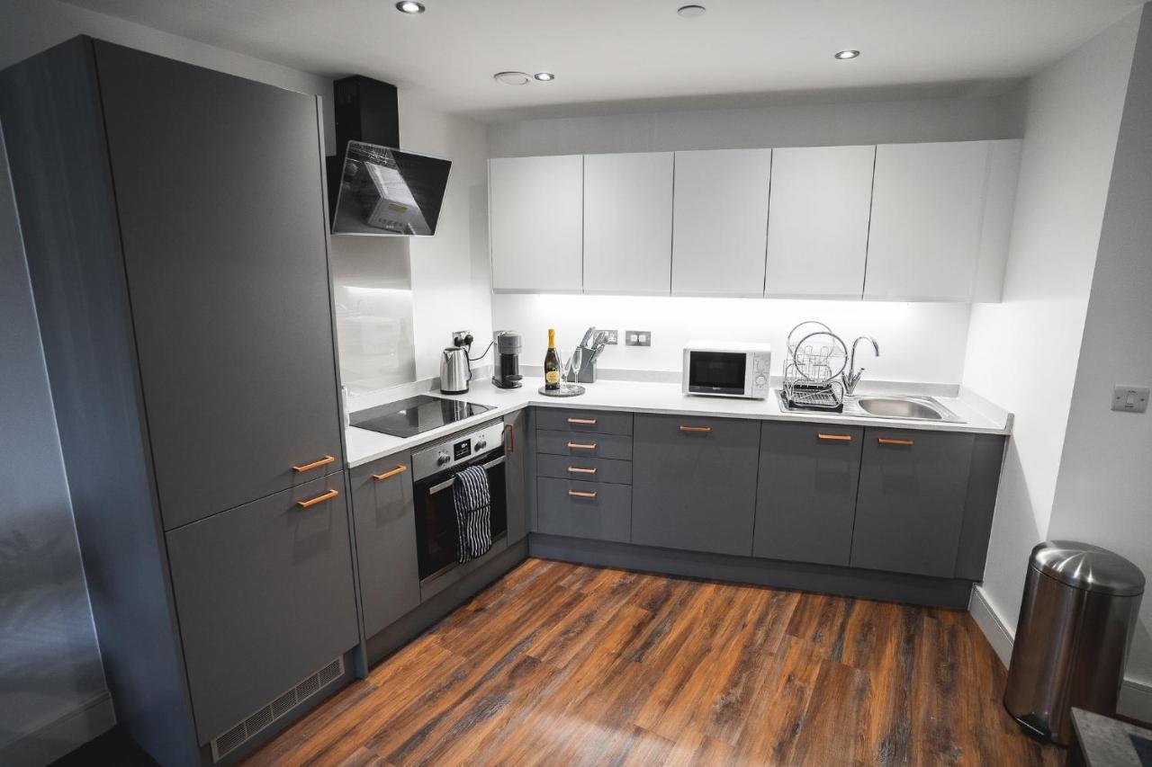 Modern 2-Beds - City Centre - Free Wi-Fi - New - Sheffield Bagian luar foto