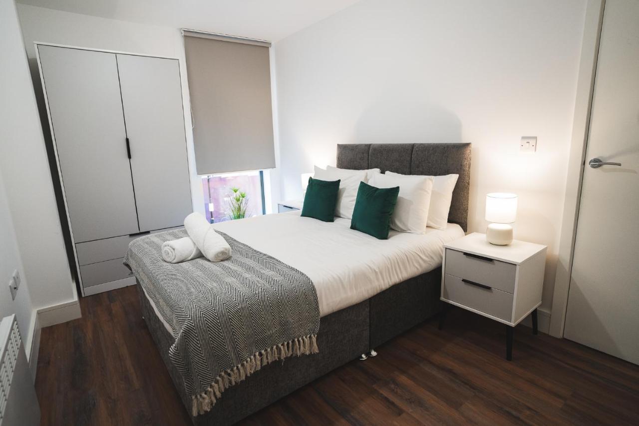 Modern 2-Beds - City Centre - Free Wi-Fi - New - Sheffield Bagian luar foto